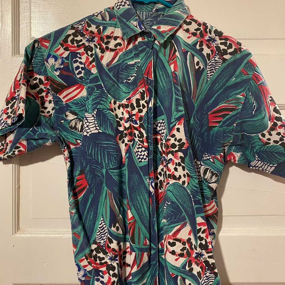 Button up abstract Hawaiian shirt